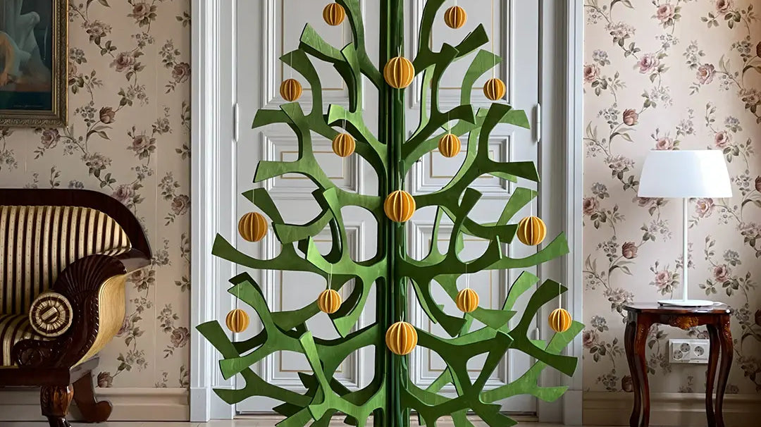 Elämäsi joulukuusi on tässä! Koivusta valmistettu Lovi-kuusi sopii kaiken kokoisiin koteihin (ja säilytystiloihin)