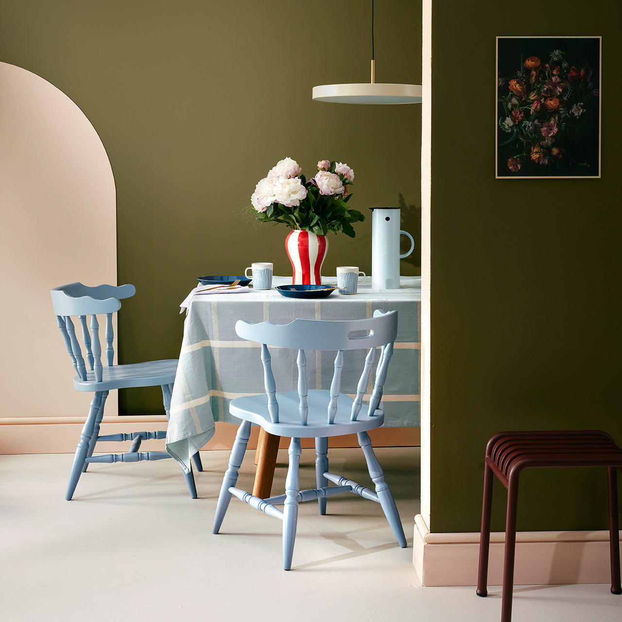 Avotakka loi omat maalisävyt! Mallisto herkuttelee 1970-luvun väreillä