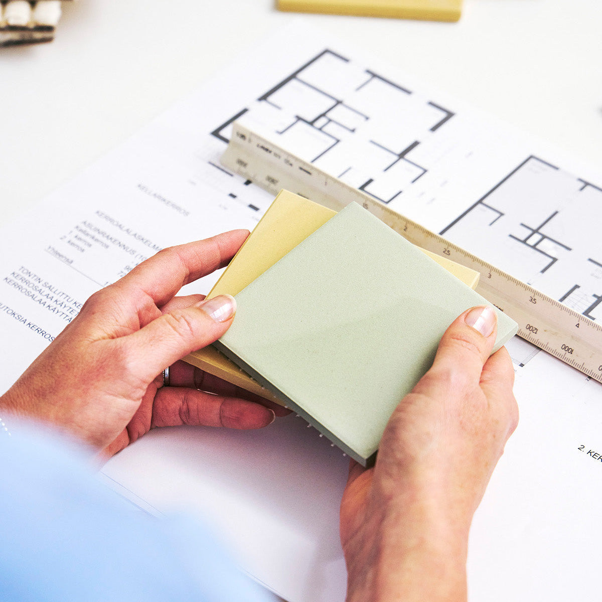 ”Kurssin avulla välttyy hätiköidyiltä päätöksiltä” – kysyimme Avotakan päätoimittajalta, mitä hän oppi sisustuskurssilla