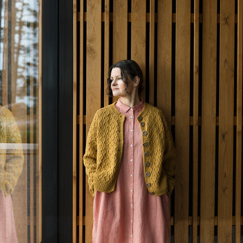 Haavoittuvuutta ja helpotusta – Meiju Kallio paljastaa, miltä uuden neulekirjan julkaiseminen tuntuu