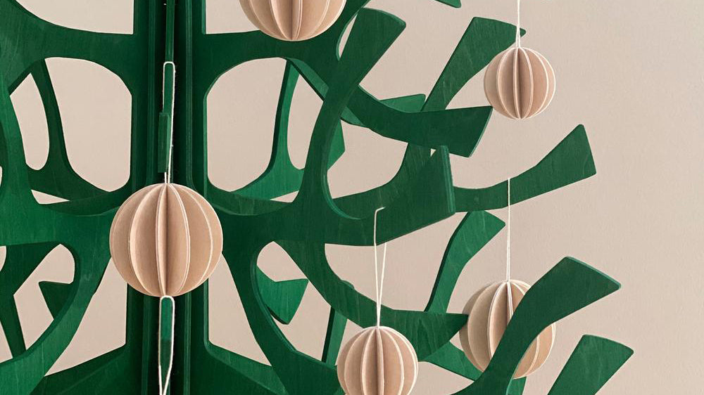 Lovi-kuusenkoristeet